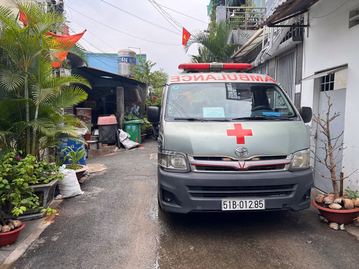 Bắt nghi phạm phóng hỏa khiến 3 người thương vong ở TP HCM Bat nghi pham phong hoa khien 3 nguoi thuong vong o TP HCM