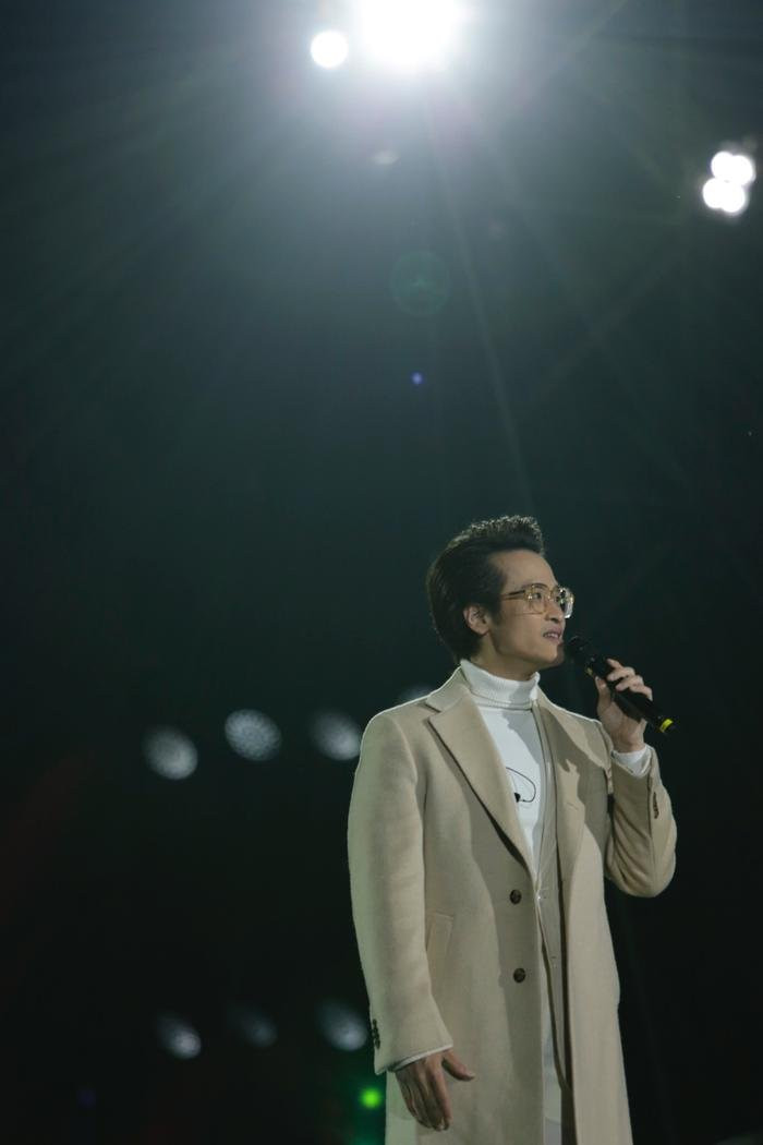 Ha Anh Tuan bat mi moi tinh 12 nam, nhung chua tiet lo danh tinh-Hinh-4