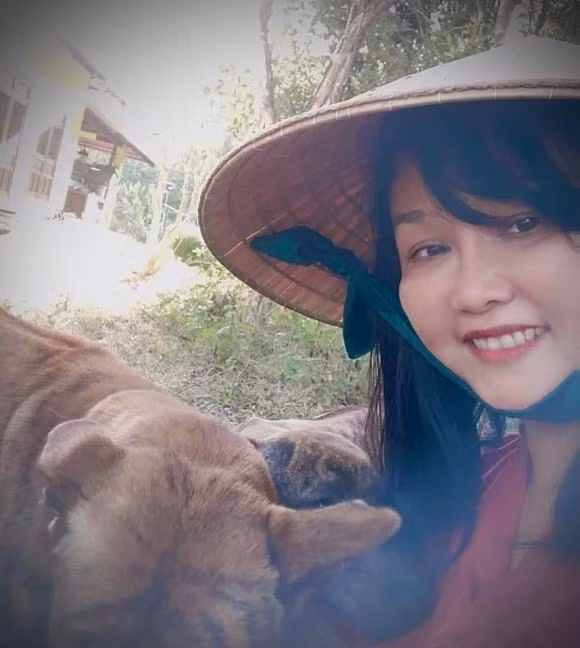 Thai Thuy Linh chia se nhung hinh anh doi thuong cua MC Thu Uyen-Hinh-5