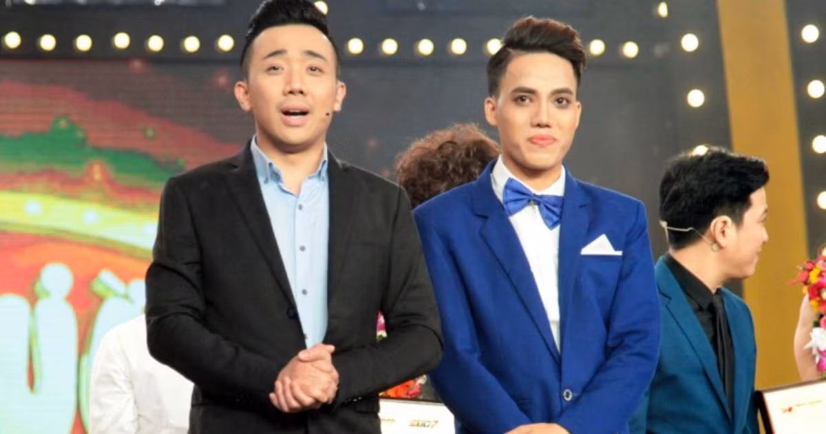 Hoc tro Tran Thanh hanh phuc ben vo kem 8 tuoi