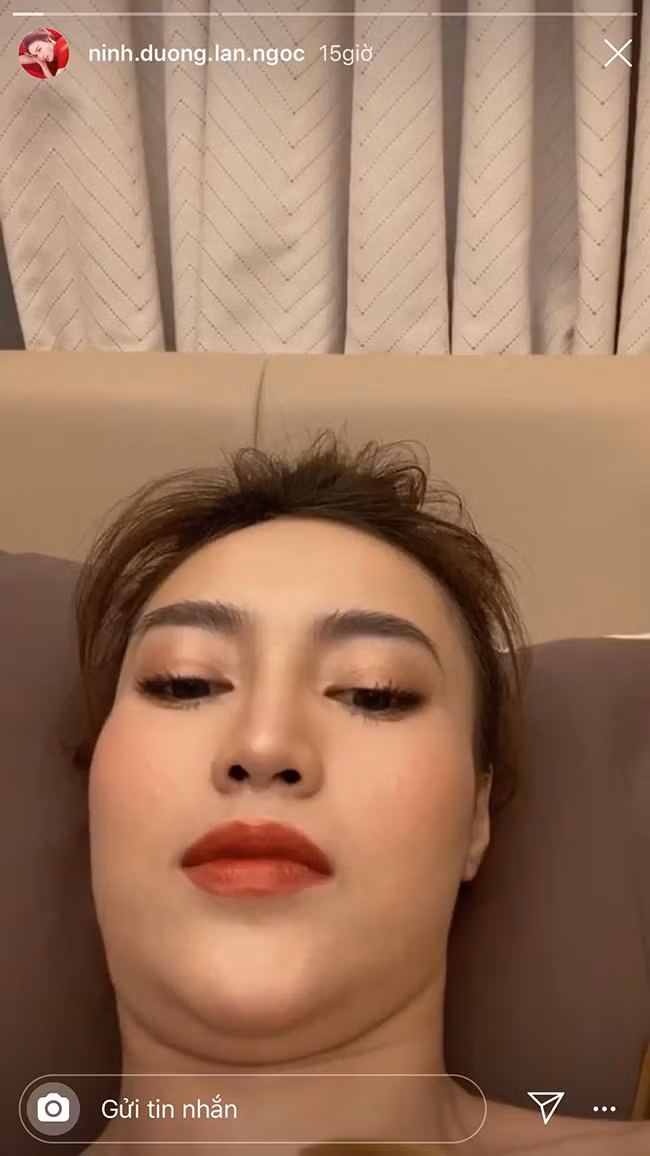 Thậm chí những tấm hình tự "dìm hàng" chính mình của người đẹp này càng được fan yêu thích hơn.