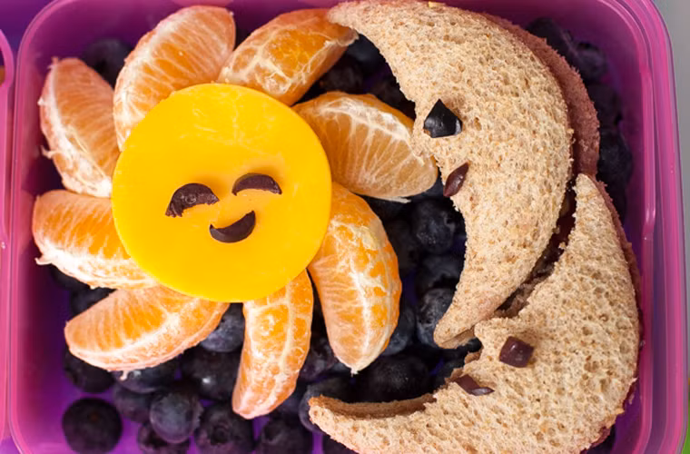 Chỉ là một món ăn hằng ngày, nhưng cơm hộp Bento thể hiện trọn vẹn tình cảm gia đình, tình yêu thương mà người phụ nữ Nhật Bản muốn gửi gắm.