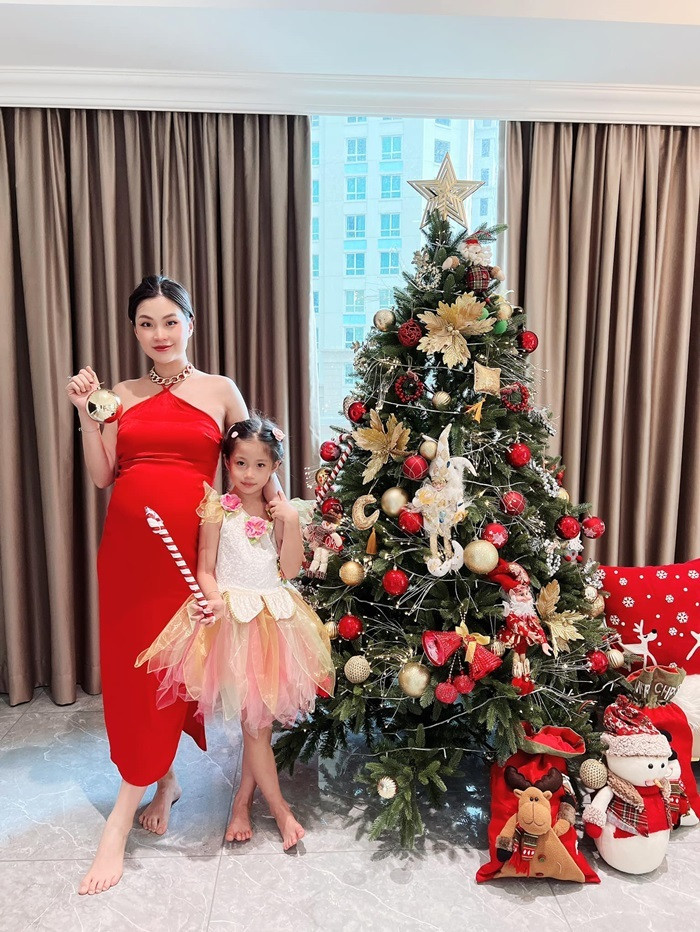 ào những dịp đặc biệt như Noel, căn nhà của Diễm Trang được trang trí cực lộng lẫy.