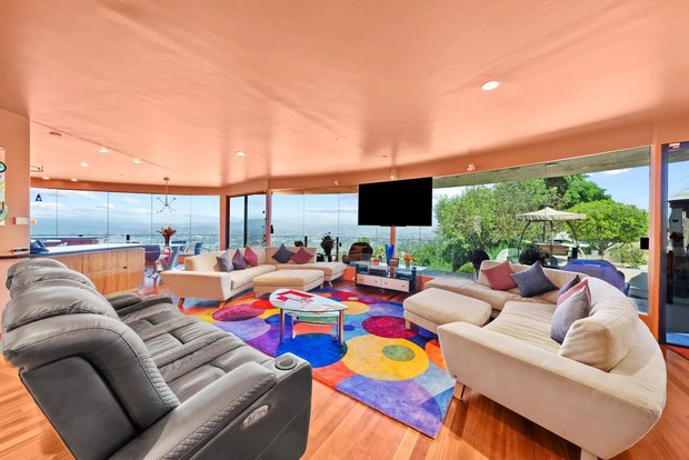 Ngoi nha xoay- ky quan kien truc tung duoc rao ban 125 ty-Hinh-2