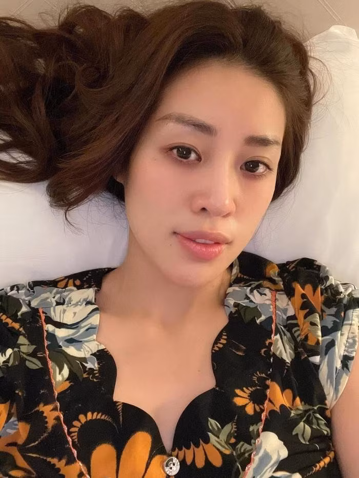 Hoa hậu Khánh Vân có làn da mịn.