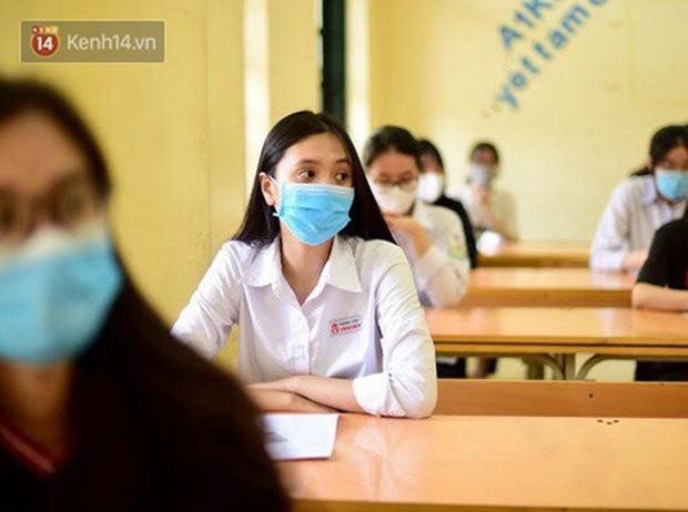 Hoc tro lop 12 khong chiu hoc, co giao gui tin nhan trung 