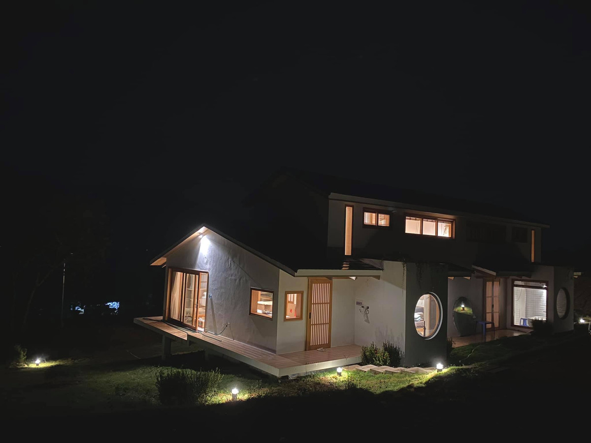 Ngôi nhà Nhật Bản “mọc” trên đỉnh đồi, mang tầm nhìn vạn người mê ảnh 36