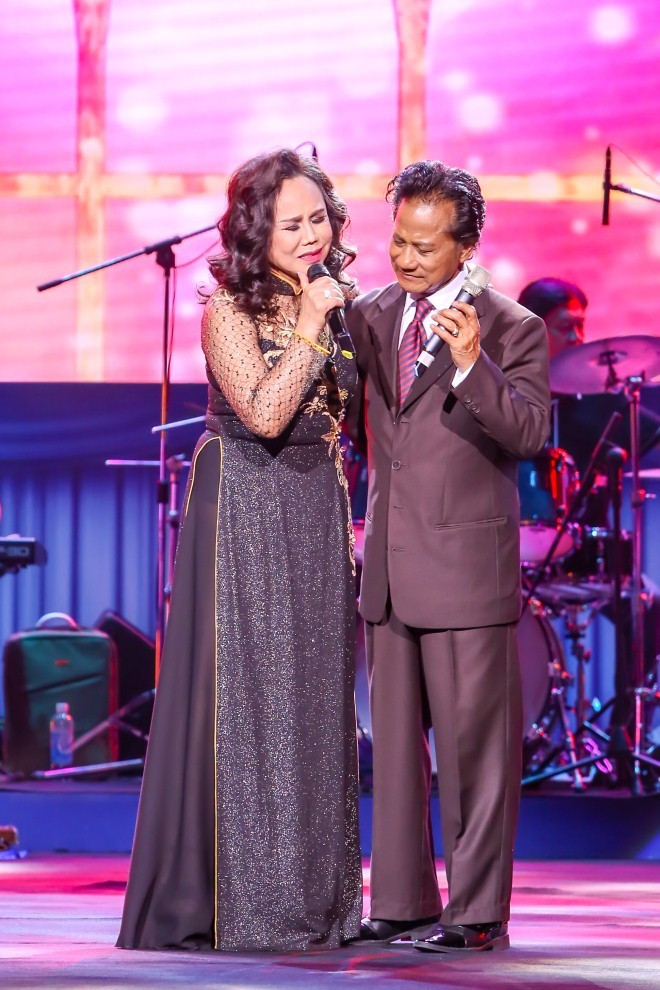 Son Tuyen - Thanh Tuyen: Nguoi hanh phuc, nguoi do vo hon nhan-Hinh-2