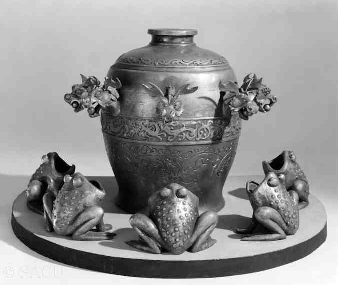 Làm thế nào mà con lắc lại đủ nhạy để phát hiện động đất ở cách đó rất xa? Làm thế nào mà chuyển động có thể kích hoạt chỉ một cơ chế và làm lan truyền sang các cơ chế khác? Vẫn còn quá nhiều ẩn số chưa được giải đáp về cỗ máy này.