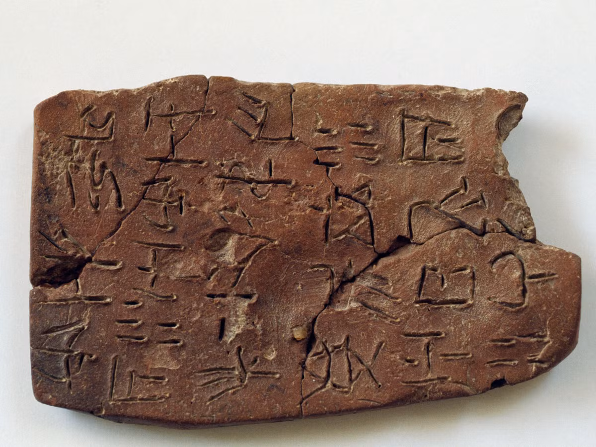 An so chu viet chua duoc giai ma cua van minh Minoan