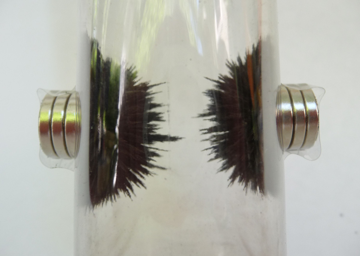 Kể từ đó, con người đã đạt được những bước tiến nhảy vọt trong nghiên cứu về điện năng. Đến thế kỷ 19, mối liên hệ và giữa điện vào nam châm được làm sáng tỏ, là dấu mốc quan trọng trong lịch sử chinh phục điện năng của con người.