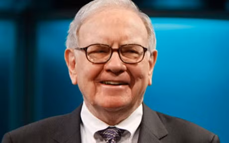 Người giàu thứ 2 tại Mỹ là huyền thoại đầu tư Warren Buffett, 86 tuổi, với tài sản 76,2 tỷ USD