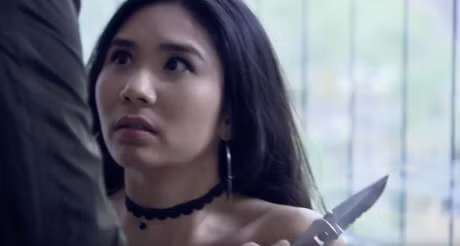 Dù đã có vợ, Phan Hải vẫn lao vào cô bồ Vân Điệp xinh đẹp, gợi cảm. Vân Điệp là "nội gián" của công an, liên tục dắt mũi Phan Hải hết lần này đến lần khác.