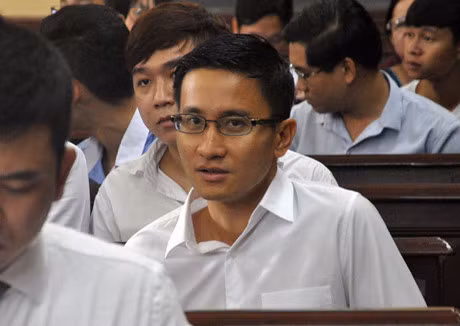 Dai gia Cao Toan My, HH Phuong Nga va dong tien hai mat-Hinh-2