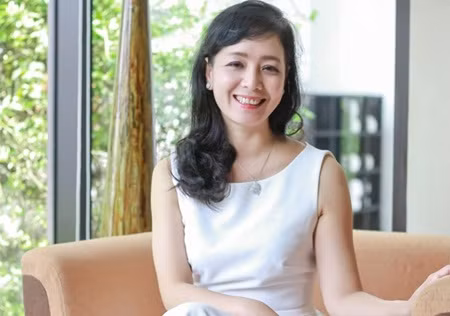 NSUT Chieu Xuan: “Dieu may man nhat doi toi la ket hon voi anh Quan”