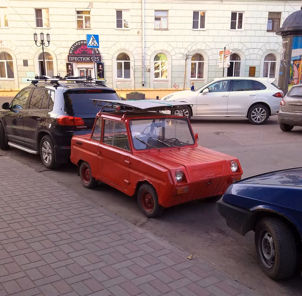 Kể từ những năm 1980 việc sử dụng xe SMZ bắt đầu suy giảm vì các lái xe khuyết tật chuyển sang sử dụng xe thông thường với các bộ điều khiển đã được điều chỉnh. Ảnh: Flickr.