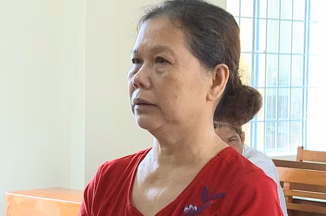 Cai gia phai tra cua ke tat axit lam mu hai mat nguoi tinh