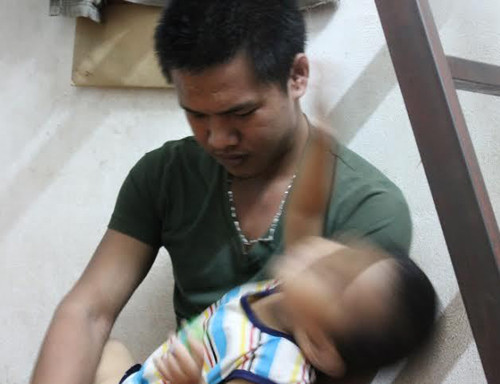 Chồng con của Nhờ cầu mong Nhờ thoát án tử để còn có ngày trở về.