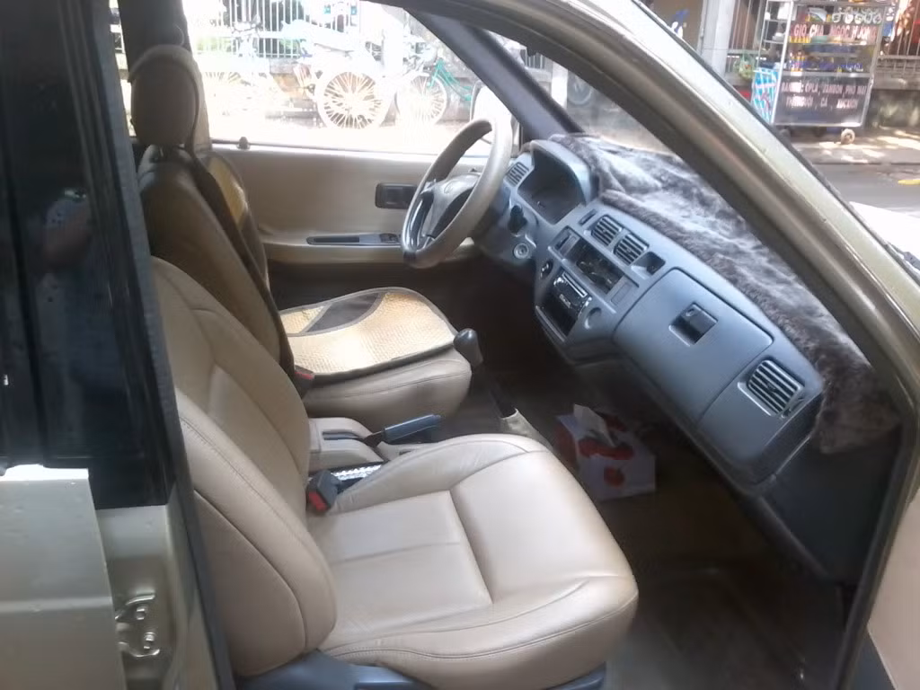 Điểm hạn chế duy nhất của Zace GL là không gian nội thất chật hẹp hơn so với Jolie SS. Trên thị trường, giá bán một chiếc Zace GL đăng ký năm 2005 - 2006, sử dụng khoảng 8 - 10 vạn km hiện dao động khoảng 280 - 290 triệu đồng.