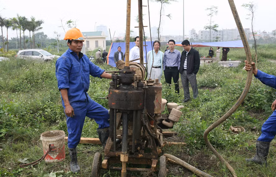 Dự án gồm tổ hợp khu nhà ở - văn phòng - dịch vụ cao cấp với quy hoạch chi tiết 1/500, được động thổ vào ngày 17/4/2010, dự kiến hoàn thành cuối năm 2013.