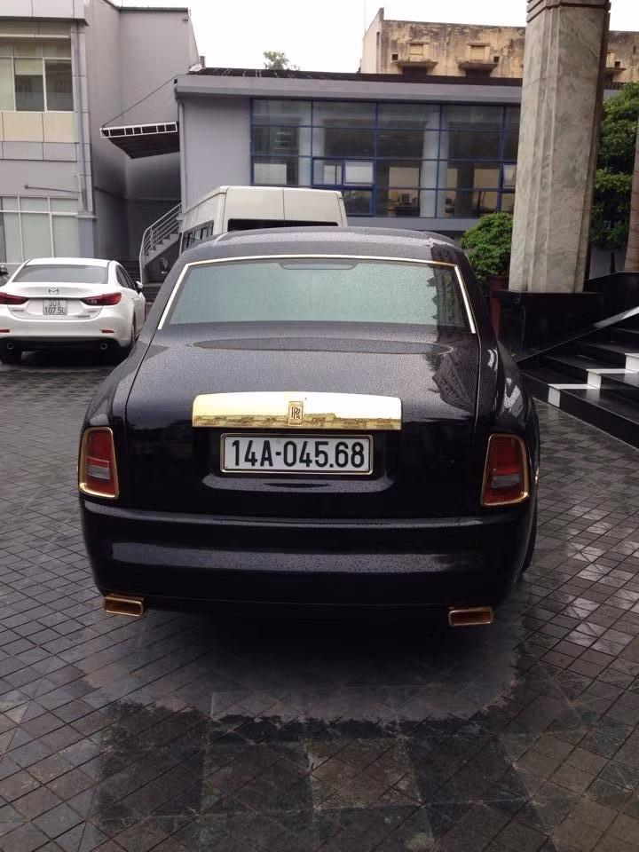 Siêu xe này mang biển số Quảng Ninh.