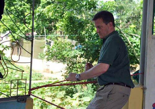 Mật vụ Mỹ là một lực lượng nổi tiếng chuyên nghiệp, tinh nhuệ trên thế giới. Không khó để nhận ra họ với cường độ làm việc liên tục.