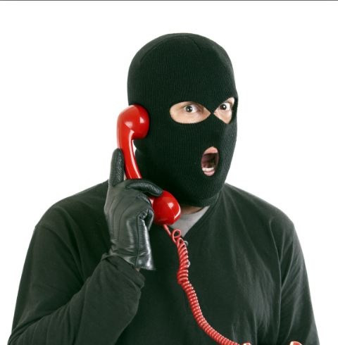 Cảnh giác với những chiêu lừa đảo qua điện thoại. Ảnh minh họa: Internet.