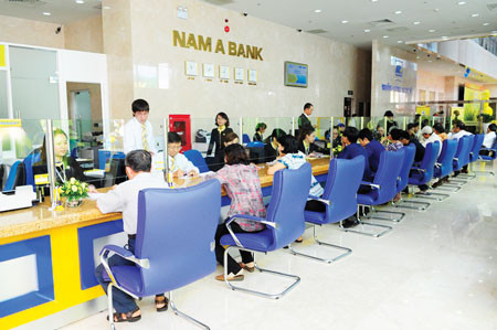 Ông Toàn là cổ đông nắm giữ hơn 1,4 triệu cổ phần tại NamABank trị giá trên 14 tỷ đồng, chiếm gần 0,5% vốn điều lệ của NamABank. Ông Toàn cũng là đại diện phần góp vốn của bà Trần Thị Hường mẹ mình với 15 triệu cổ phần, chiếm 5% vốn điều lệ.
