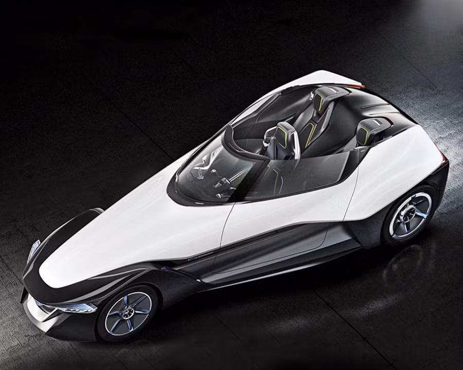 Nissan BladeGlider: Ra mắt tại triển lãm Motor Tokyo 2013, Nissan BladeGlider sở hữu kiểu dáng độc đáo, tưởng chừng chỉ xuất hiện trong các bộ phim khoa học viễn tưởng.
