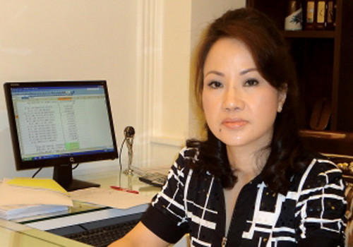 Cũng là một trong những bóng hồng quyền lực trong ngành thủy sản Việt, bà Chu Thị Bình, Phó tổng giám đốc và thành viên HĐQT Công ty cổ phần tập đoàn thủy sản Minh Phú, hiện nắm trong tay 638 tỷ đồng, đứng ở vị trí thứ 28 trên sàn chứng khoán Việt. Bà Bình cùng gia đình hiện đang nắm giữ hơn 60% cổ phần của thủy sản Minh Phú.