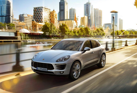Porsche Macan R4 có giá 2,69 tỷ đồng tại Việt Nam.