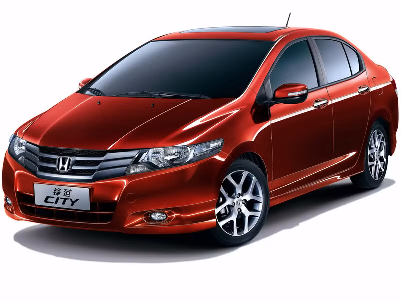 Cụ thể, từ 7/7/2014 – 31/7/2014, khách hàng sẽ được tặng gói gia hạn bảo hành 2 năm hoặc 50.000 km miễn phí tùy điều kiện nào đến trước được cung cấp bởi công ty Honda Việt Nam. Như vậy cộng với gói bảo hành 3 năm hoặc 100.000 km thông thường, khách mua Honda City trong thời gian trên sẽ nhận được gói bảo hành tổng cộng lên tới 5 năm hoặc 150.000 km miễn phí.