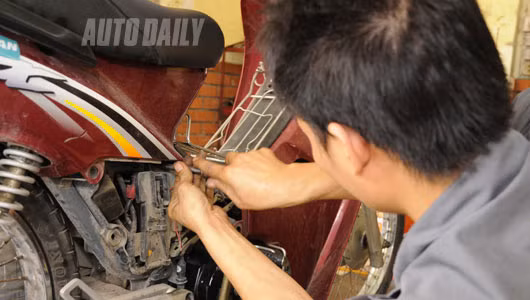 Meo chon mua phu kien xe may xin-Hinh-2