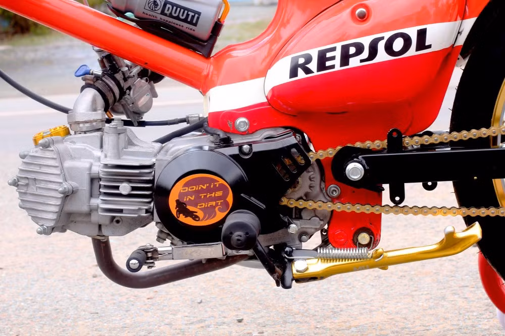 Khó đoán được cục máy chủ xe dùng nhưng bộ phận này cũng tăng thêm vẻ đẹp xinh cho Cup.