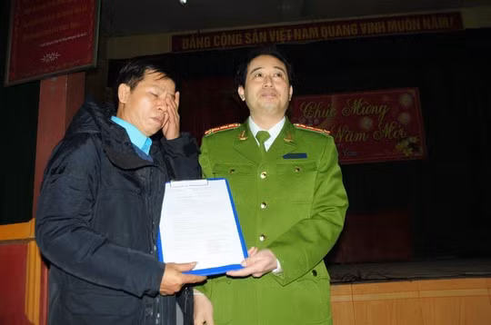 Ong Nguyen Thanh Chan chinh thuc thanh nguoi vo toi