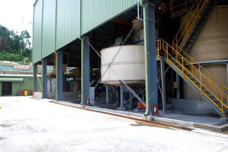 Với tham vọng ở Việt Nam, tập đoàn Besra đang thăm dò xây dựng một nhà máy vàng nữa ở huyện Tiên Thuận (tỉnh Bình Định).