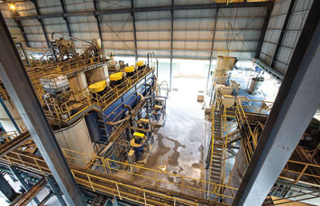 Khu hóa chất, tuyển nổi, ngâm chiết cũng được trang bị rất hiện đại với dung tích lớn.