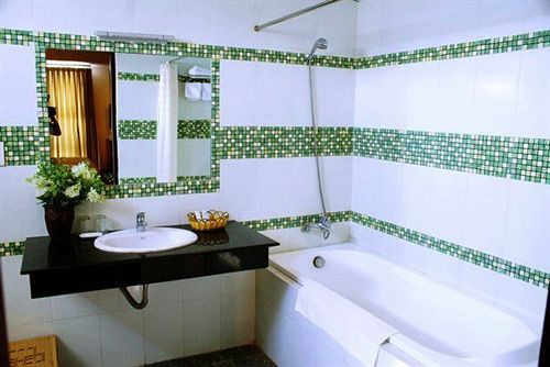 Phòng tắm trang nhã.