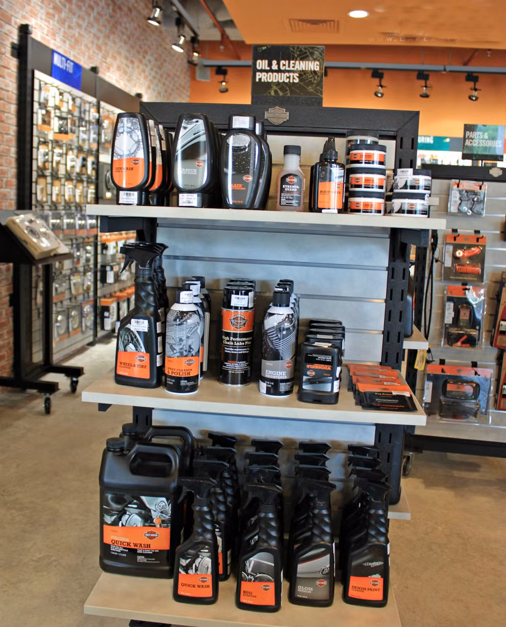 Các loại dầu nhớt và hóa chất chuyên dụng dành cho xe Harley.