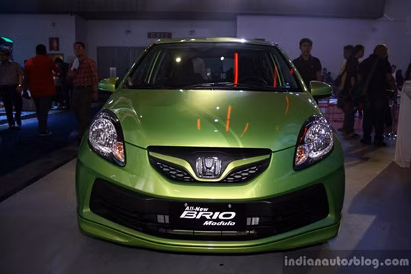 Honda Brio Modulo, phiên bản thể thao của một mẫu xe nhỏ giá rẻ khác cũng vừa trình làng nhưng điểm đến lại là triển lãm xe Philippines, sự kiện diễn ra cùng thời điểm với triển lãm xe quốc tế Indonesia.