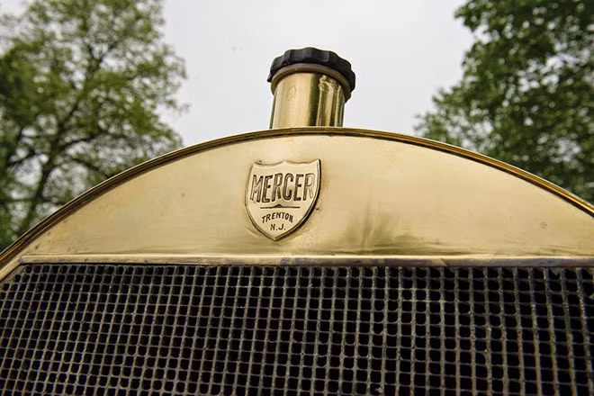 Biểu tượng xe nổi bật.