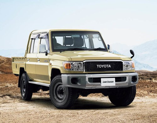 Đây là lý do khiến Toyota quyết định tái sản xuất Land Cruiser 70 với phiên bản 4 cửa và phiên bản đặc biệt kiểu bán tải ca bin kép lần đầu tiên được bán tại Nhật.