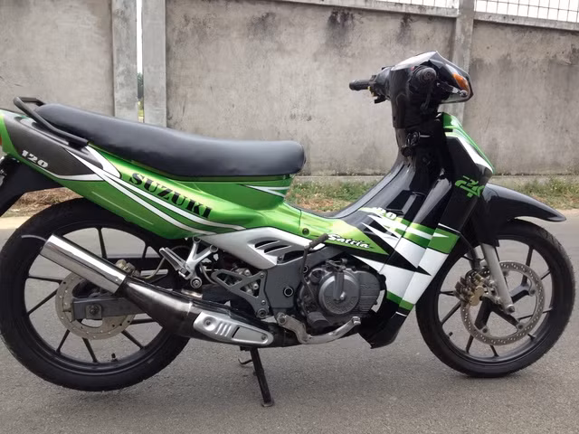 Mâm Raider gắn vào xe Satria tạo thành siêu phẩm hoàn hảo.