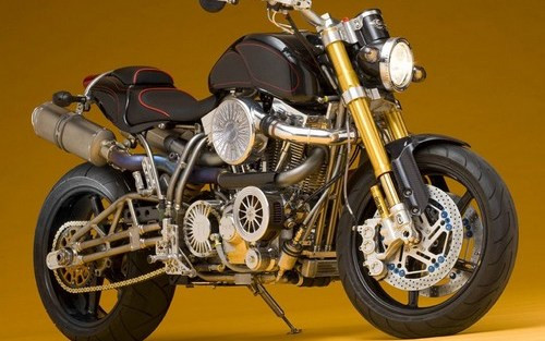 Ecosse FE Ti XX là loại xe được trang bị động cơ bằng nhôm lên tới 225 mã lực từng được bình chọn là xe nhanh nhất của năm. Hiện, loại xe này cũng được xếp vào hàng những loại xe nhanh nhất thế giới với tốc độ 250mph. Ecosse FE Ti XX có giá 300.000 USD (khoảng 6,4 tỷ đồng).