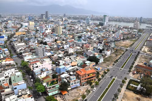 Tháng 8/2013, tại Đà Nẵng diễn ra hội nghị tổng kết Dự án đầu tư cơ sở hạ tầng ưu tiên Đà Nẵng (2008-2013). Tổng vốn đầu tư dự án này là 218,471 triệu USD, trong đó phần lớn là vốn ưu đãi đặc biệt của Ngân hàng Thế giới tại Việt Nam (WB). Dự án đã nâng cấp đô thị, cải thiện cơ sở hạ tầng môi trường và xây dựng các tuyến đường giao thông chiến lược ở thành phố.