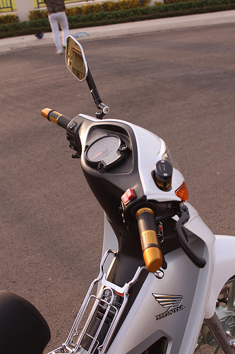 Đồng hồ koso RX2N không phải ai cũng dám độ.