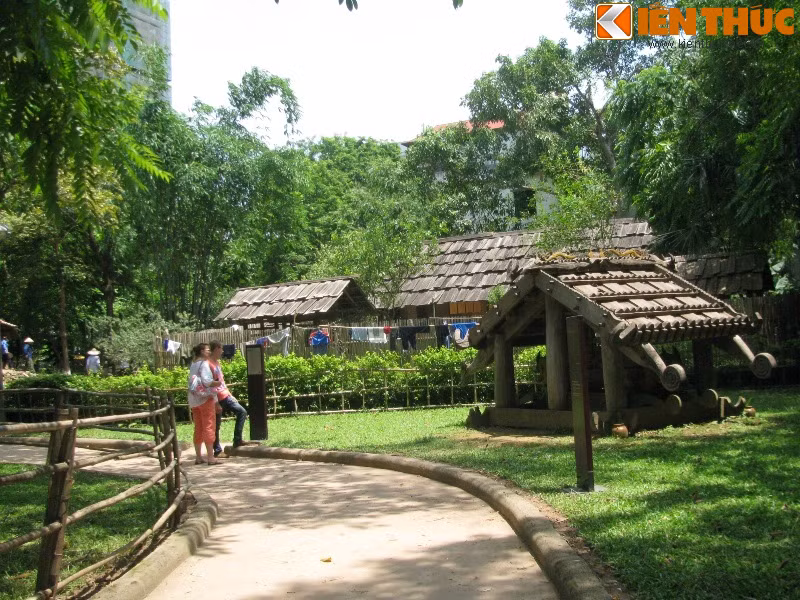 Bảo tàng Dân tộc học Việt Nam với nối kiến trúc độc đáo - Hình 14 Bao tang Dan toc hoc Viet Nam voi noi kien truc doc dao-Hinh-14