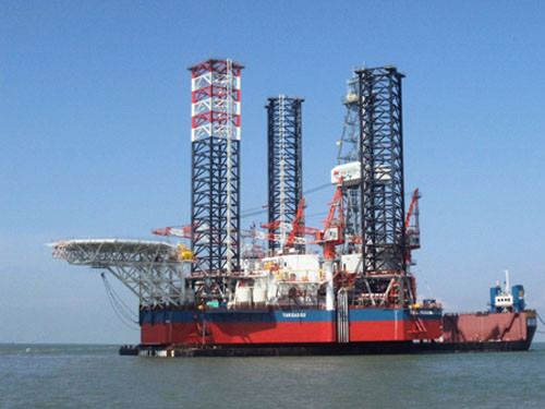 Giàn khoan Tam Đảo 05 là giàn khoan tự nâng lớn nhất Việt Nam do Liên doanh Việt - Nga (Vietsovpetro) làm chủ đầu tư. Giàn khoan được thiết kế theo mẫu JU-2000E hiện đại nhất của Mỹ với tổng khối lượng 18.000 tấn, có thể hoạt động ở độ sâu nước biển 120m và khả năng khoan tới mỏ dầu khí ở độ sâu 9km.