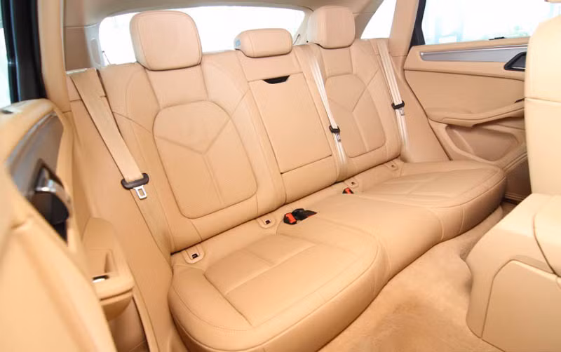 Tất cả các phiên bản Macan đều được trang bị hệ thống giảm xóc năng động Porsche Active Suspension Management (PASM).