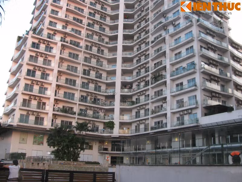 Dự án được khởi công vào cuối năm 2007 và hoàn thành vào cuối năm 2009 do Công ty TNHH Hà Việt - Tung Shing làm chủ đầu tư, với số vốn khoảng 50 triệu USD.